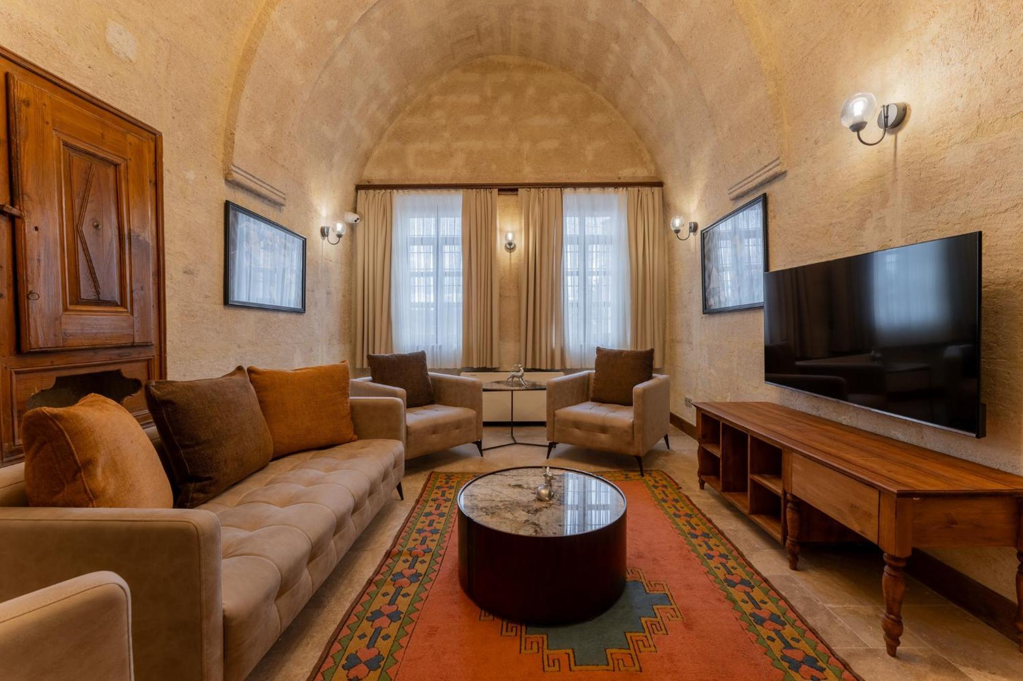Asmali Konak Cave Suites 어굽 외부 사진